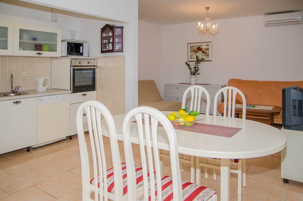 Kati Apartment Orebic